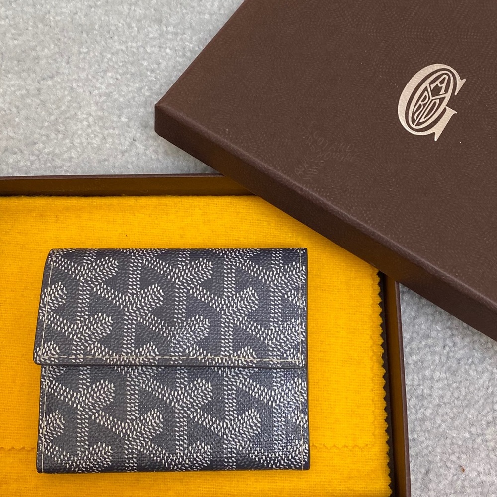 Goyard Monnaie Marigny Card/Coin Wallet - Grey - Picture 1 of 8